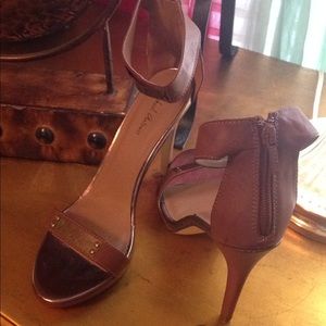 Michael Antonio Heels 👠